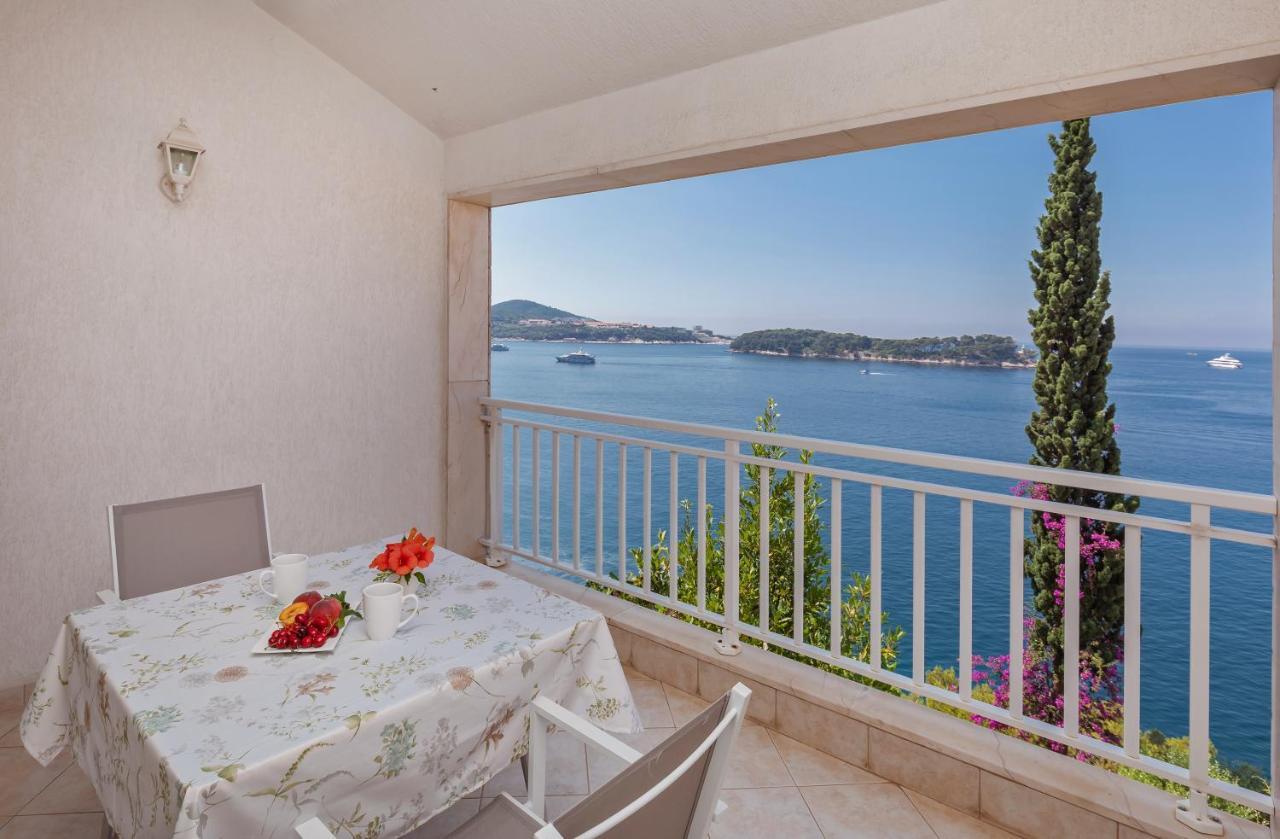 Charming Seafront Stay At Villa Mara Ντουμπρόβνικ Εξωτερικό φωτογραφία