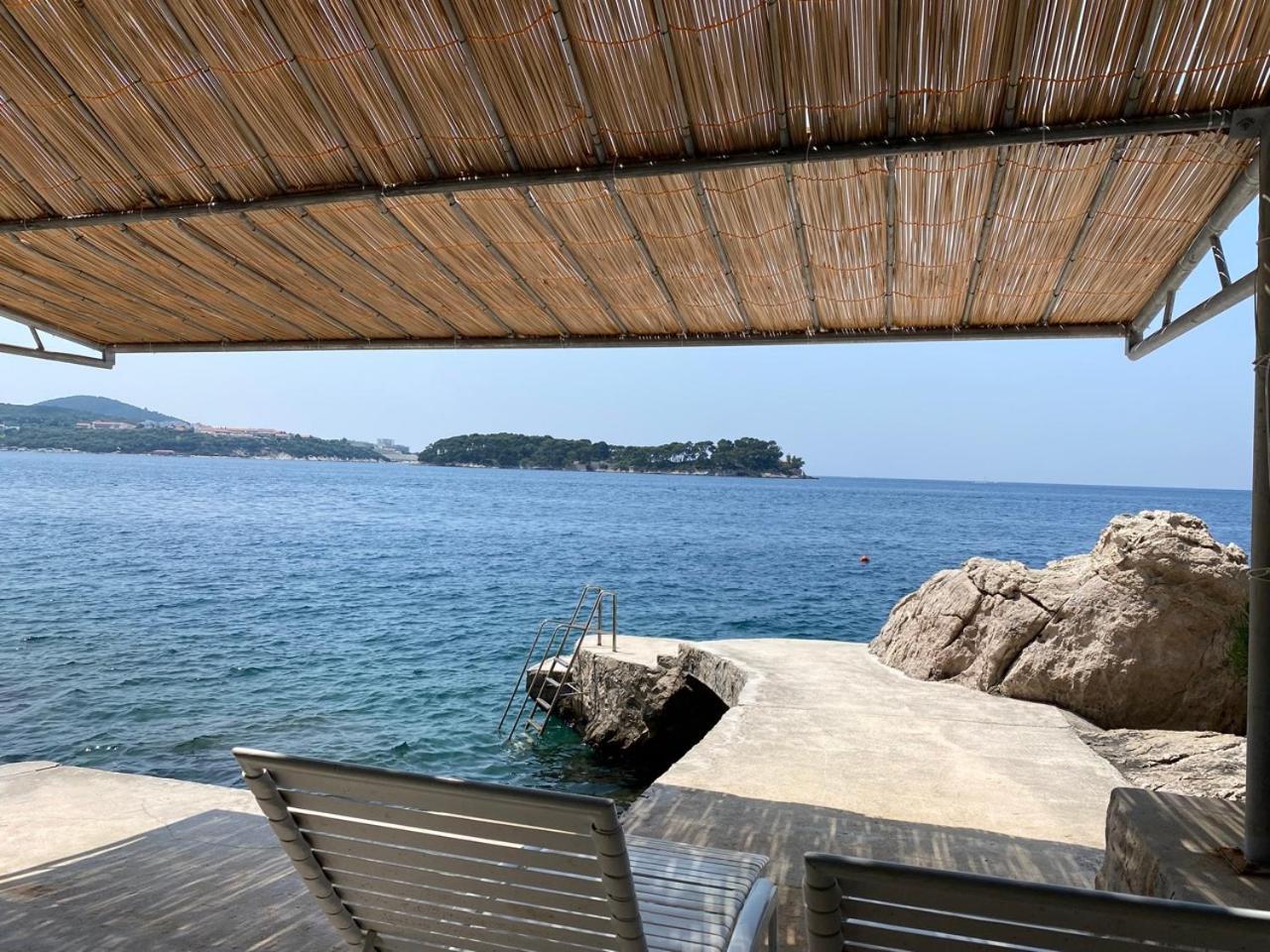 Charming Seafront Stay At Villa Mara Ντουμπρόβνικ Εξωτερικό φωτογραφία